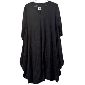 M Square Short Sleeve Mini Dress Black O/S Crinkle Fabric Hip Pockets Lagenlook